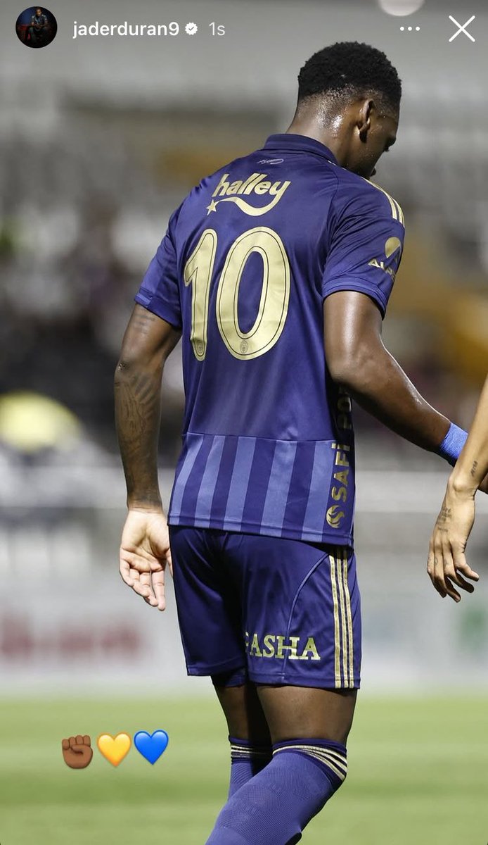 Jhon Duran'ın paylaşımı:

 "✊🏾💛💙"