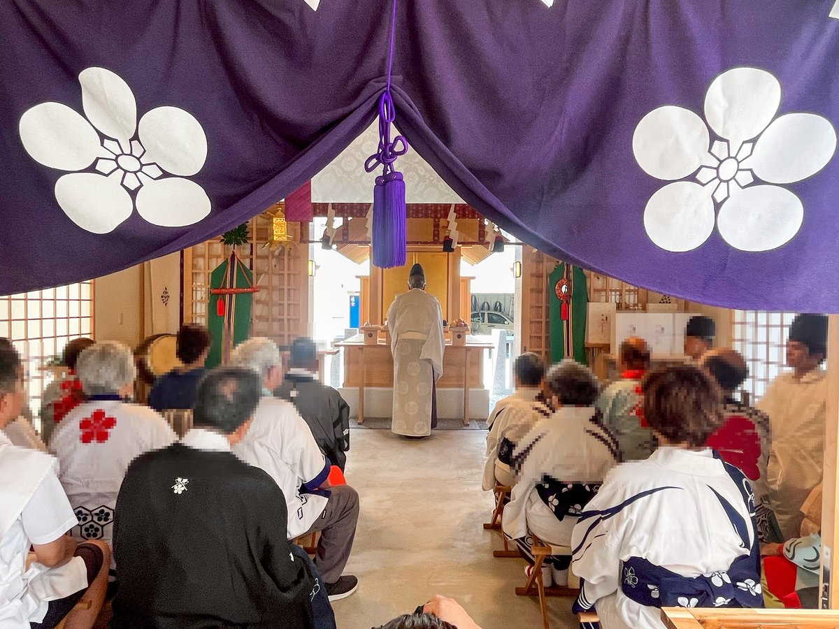 onishijimusho's tweet image. 大阪の夏を彩る天神祭がきょう宵宮を迎えました。
その天満宮の御旅所である行宮が置かれている西区・千代崎でも行宮宵宮祭が斎行されました。…