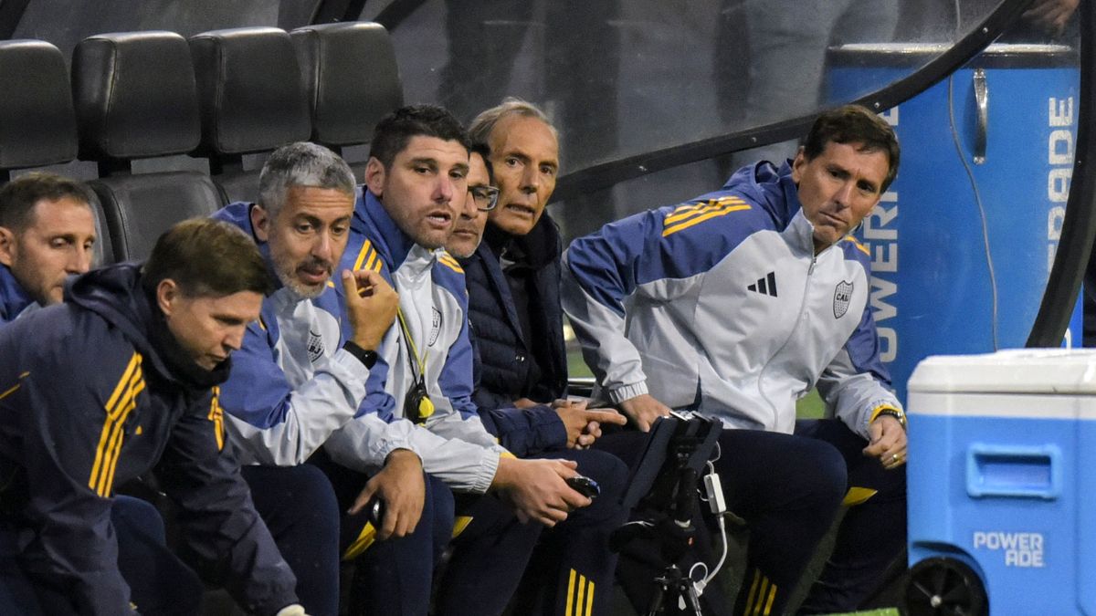 Russo le echó la culpa al árbitro por la derrota de Boca y dejó una insólita sentencia: "Hoy me..." mdzol.com/deportes/russo…