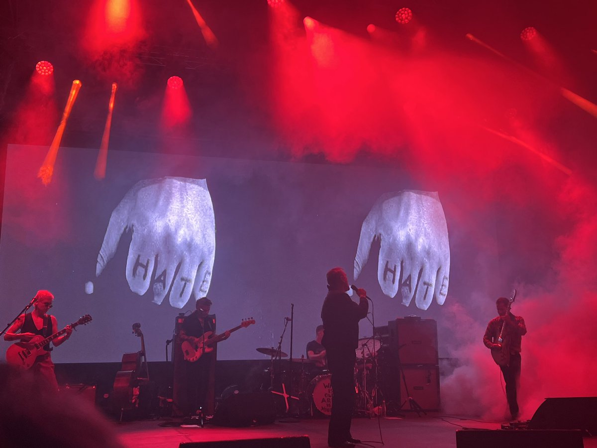 brianlforbes's tweet image. Morrissey in Gardone Riviera 🇮🇹 🙌🏼 #MorrisseyTour2025 #2025gigs