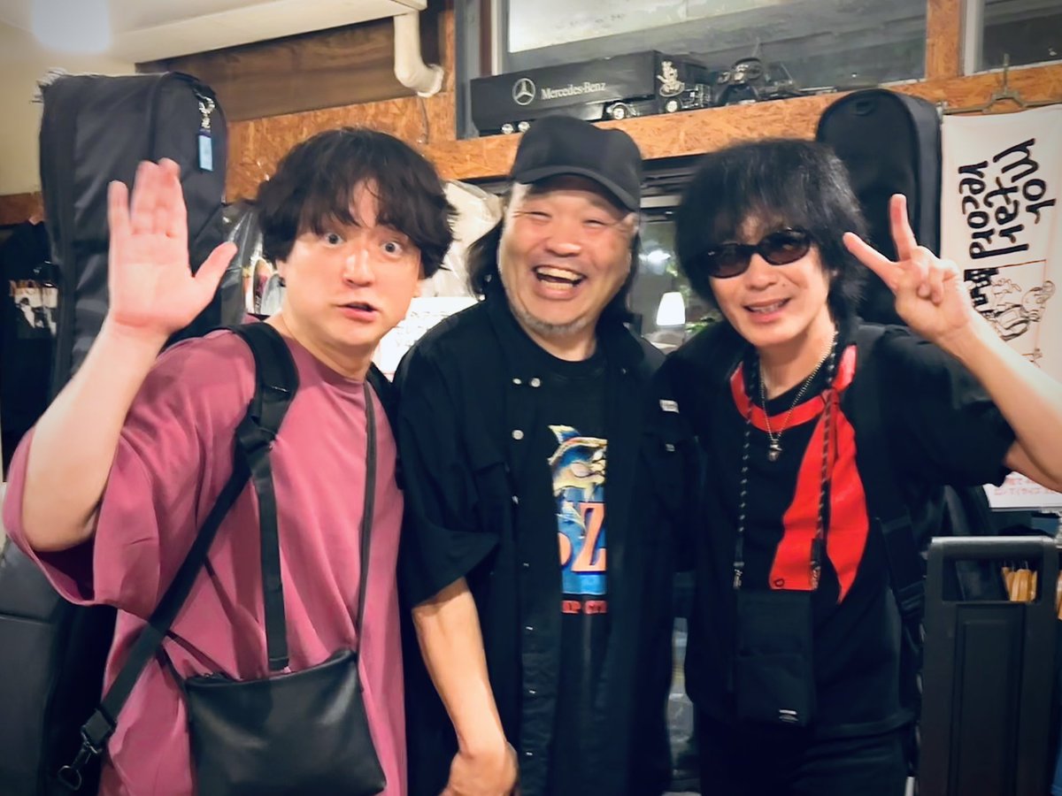 DynamiteNaoki's tweet image. 昨日の熊谷モルタルレコード
サナダヒデト(ヒデちゃん)との2マン
本当に楽しかったな!!
平日の熊谷たくさんのお客さんが来てくれてありがとう!!
配信見てくれたみんなもありがとう☆
ヒデちゃんとのこうした弾き語り共演は、コロナ前以来。…
