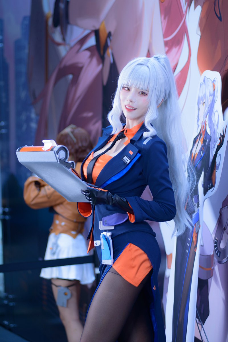 bobococo777's tweet image. 2025.07.20~21

COS:  @nariddyang  🧡

 #신월동행 #新月同行 #FellowMoon #梅
