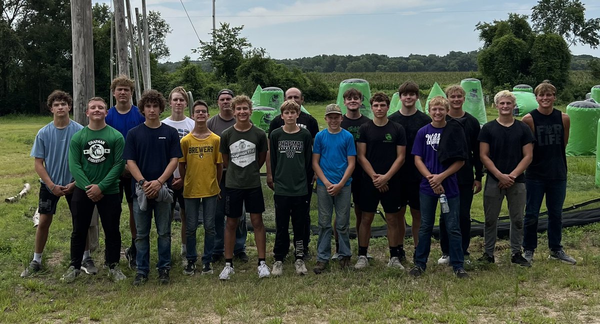 Thank you to Foxhole Paintball &amp; Airsoft for hosting us today for a fun-filled team experience!! The whole team wasn’t able to make it, but the Chapman basketball team enjoyed the time!!