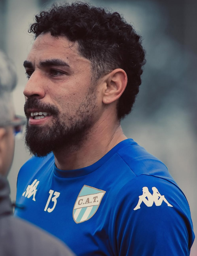 #AtléticoTucumán | MARCELO ORTÍZ

"Ya llevo 6 años en el club y la verdad que estoy muy contento. Tuve la oportunidad de sumar experiencia en otro lado y volví con mucha motivación. Ojalá podamos conseguir cosas importantes este año para cerrar el ciclo de la mejor manera"