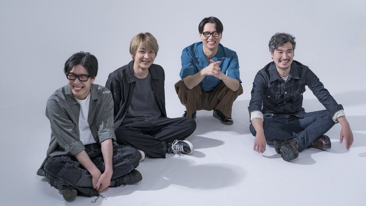 monobright_mo's tweet image. おはようございます☀️
お外は暑く🥵心も熱く🔥
暴発気味のCompです🦕
20代、30代と音楽シーンを全力で駆け抜けてきて活動休止。8年の時を経て40歳を過ぎたバンドが新たに再始動し、目標をもって活動していく😌改めて凄い挑戦だなと燃えてくるのです‼️熱ちち🔥
#モノブライト…