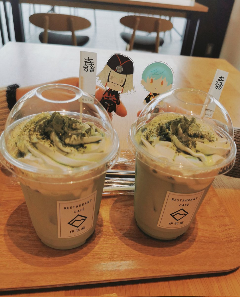 kirschhe's tweet image. 拍照的时候怎么也没想到半年后居然真的联动上了