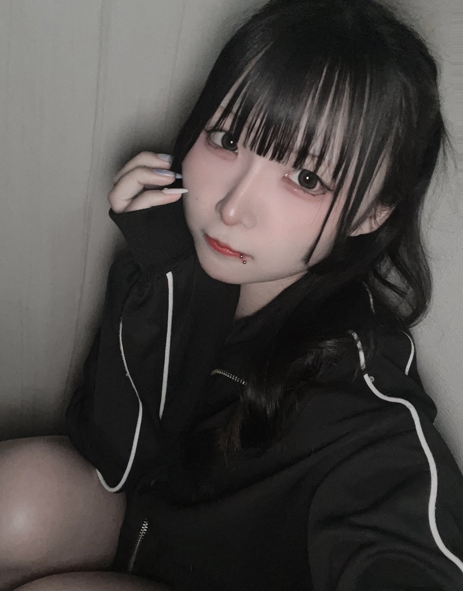 夜遊びショコラ選手権
参加者のご紹介✨

🩷🧡💛━━…‥・
レイ さん
　　　・‥…━━💛🧡🩷

☕勤務店☕
Daring（デアリング）
大阪府大阪市北区堂山町7-21 壱番館ビル3階

選手権参加はこちらから❣️
town-night.jp/yc-championshi…