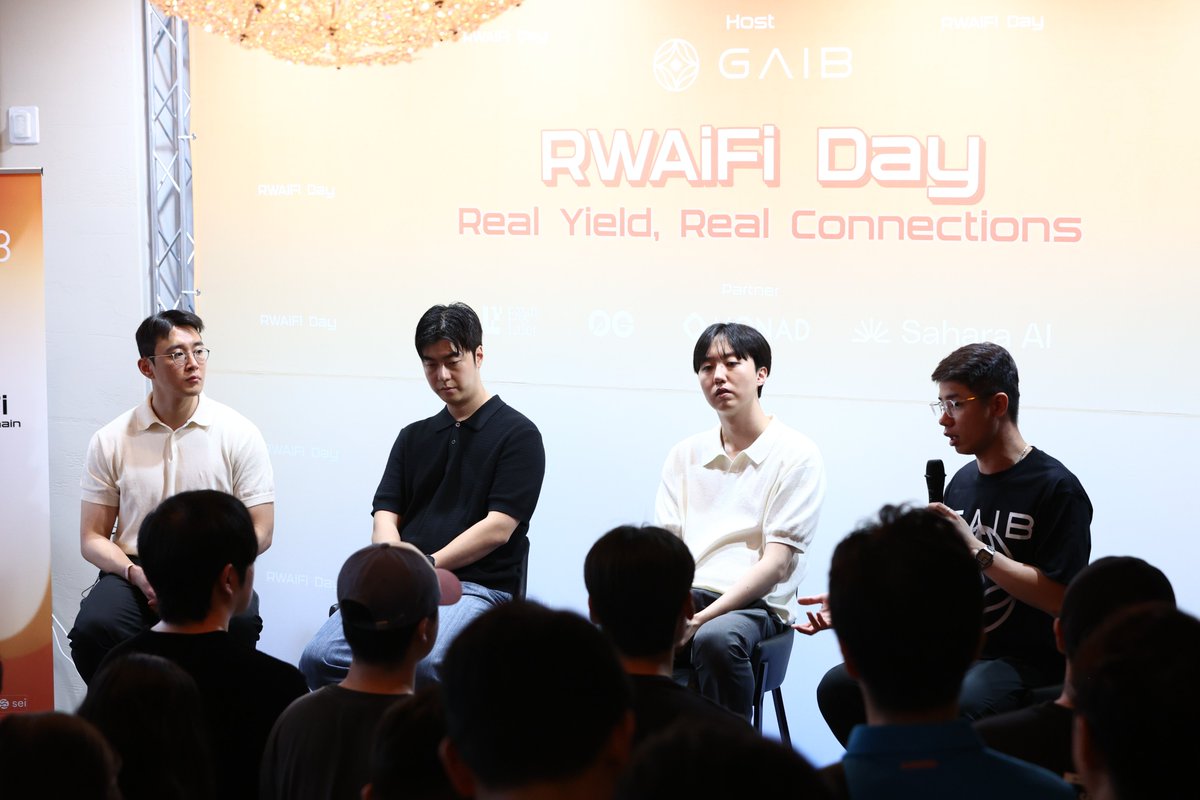 gaib_ai's tweet image. What’s one thing that stuck with you from GAIB RWAiFi Day in Seoul?💡
Drop your favorite moment / quote / takeaway below👇
Let’s keep the #RWAiFi convo going🏃