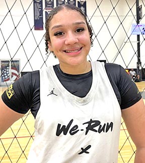 CalHiSports's tweet image. Girls of Summer: A Swoosh & A Dance.
Among incoming freshmen getting noticed are Aaliyah Mack (Fairmont Prep) & Jayden Witten (St. Margaret's, SJ Capistrano).
@HaroldAbend @ocvarsityguy
calhisports.com/2025/07/23/gir…