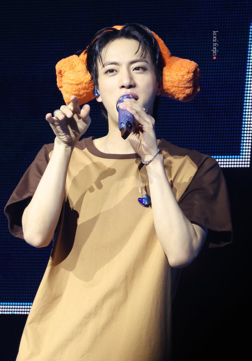 btsforever1207's tweet image. 250723 Dallas day2 HD
๐
#๋ฐฉํ์๋
๋จ์ง #JIN #์ง #Jin_Echo #RUNSEOKJIN_epTOUR_Dallas #RUNSEOKJIN_epTOUR_Dallas_DAY2