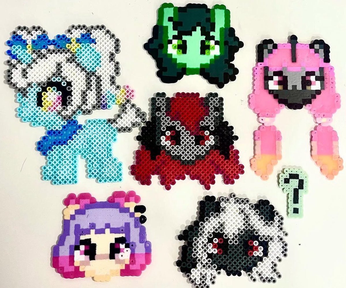 maudpieirl's tweet image. would anyone be interested in comming me for #mlp oc perlers?
I'd do heads for $15 + shipping owo