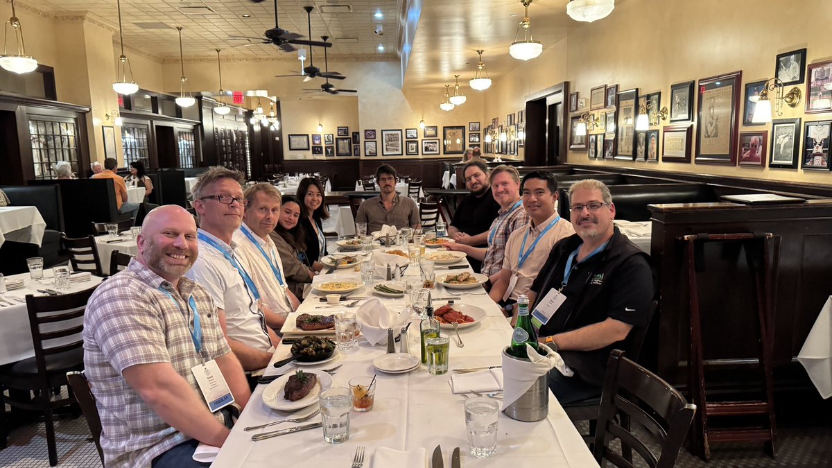 gonenlab's tweet image. It was wonderful seeing so many friends and colleagues ar ACA2025!
We had our usual Gonen Lab dinner with past present and future members. Sorry to have missed @EmmaDanelius @maxclabbers and Anna. Good to see how wonderful everyone is doing