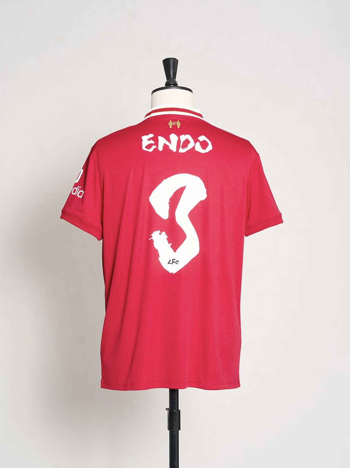 AKです♡⃛ 楽天市場】アディダス adidas ZENSORED HI XXII ゼンソアード