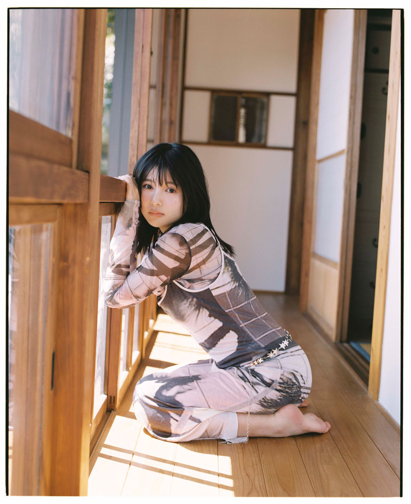 BUBKA_WEB's tweet image. 頓知気さきなさん
📸フォトスタイルブック発売決定
💡「自分でも新しい発見でした」
🔻記事詳細&コメント全文
idol-culture.jp/gravure/182077/
#頓知気さきな #bis #スタイルブック #熱海