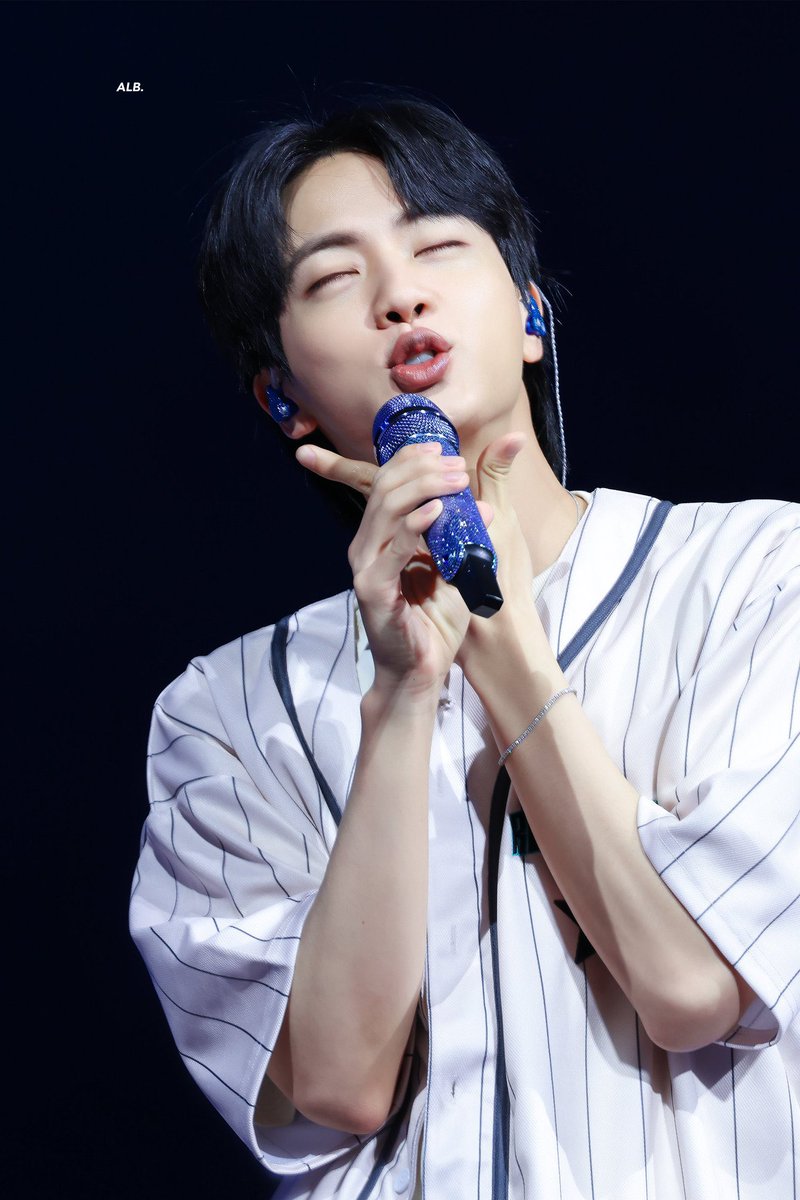 bts SKテレコム フィギュア ジン ソクジン Amazon.co.jp: BTS 防弾少年団 ARMYPEDIA ジン ソクジン JIN