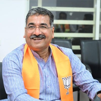 Raghuveer Patel (@raghuveerpatel_) on Twitter photo рднрд╛рд░рддреАрдп рдЬрдирддрд╛ рдкрд╛рд░реНрдЯреА рдордзреНрдпрдкреНрд░рджреЗрд╢ <a href="/BJP4MP/">BJP Madhya Pradesh</a> рдХреЗ рд╕рдВрдЧрдарди рдорд╣рд╛рдордВрддреНрд░реА рдПрд╡рдВ рдХреБрд╢рд▓ рд╕рдВрдЧрдардирдХрд░реНрддрд╛ рдЖрджрд░рдгреАрдп рд╢реНрд░реА <a href="/HitanandSharma/">рд╣рд┐рддрд╛рдирдВрдж Hitanand</a> рдЬреА рдХреЛ рдЬрдиреНрдорджрд┐рди рдХреА рд╣рд╛рд░реНрджрд┐рдХ рдмрдзрд╛рдИ рдПрд╡рдВ рд╢реБрднрдХрд╛рдордирд╛рдПрдБред
рдореИрдВ рднрдЧрд╡рд╛рди рд╢реНрд░реА рджреЗрд╡рдирд╛рд░рд╛рдпрдг рдЬреА рд╕реЗ рдЖрдкрдХреЗ рдЙрддреНрддрдо рд╕реНрд╡рд╛рд╕реНрдереНрдп, рд╕реБрджреАрд░реНрдШ рдПрд╡рдВ рд╕реБрдпрд╢рдкреВрд░реНрдг рдЬреАрд╡рди рдХреА рдХрд╛рдордирд╛ рдХрд░рддрд╛ рд╣реВрдБред
#рдордзреНрдпрдкреНрд░рджреЗрд╢_рджреЗрд╡рдирд╛рд░рд╛рдпрдг_рдмреЛрд░реНрдбтАМ рднрд╛рд░рддреАрдп рдЬрдирддрд╛ рдкрд╛рд░реНрдЯреА рдордзреНрдпрдкреНрд░рджреЗрд╢ <a href="/BJP4MP/">BJP Madhya Pradesh</a> рдХреЗ рд╕рдВрдЧрдарди рдорд╣рд╛рдордВрддреНрд░реА рдПрд╡рдВ рдХреБрд╢рд▓ рд╕рдВрдЧрдардирдХрд░реНрддрд╛ рдЖрджрд░рдгреАрдп рд╢реНрд░реА <a href="/HitanandSharma/">рд╣рд┐рддрд╛рдирдВрдж Hitanand</a> рдЬреА рдХреЛ рдЬрдиреНрдорджрд┐рди рдХреА рд╣рд╛рд░реНрджрд┐рдХ рдмрдзрд╛рдИ рдПрд╡рдВ рд╢реБрднрдХрд╛рдордирд╛рдПрдБред
рдореИрдВ рднрдЧрд╡рд╛рди рд╢реНрд░реА рджреЗрд╡рдирд╛рд░рд╛рдпрдг рдЬреА рд╕реЗ рдЖрдкрдХреЗ рдЙрддреНрддрдо рд╕реНрд╡рд╛рд╕реНрдереНрдп, рд╕реБрджреАрд░реНрдШ рдПрд╡рдВ рд╕реБрдпрд╢рдкреВрд░реНрдг рдЬреАрд╡рди рдХреА рдХрд╛рдордирд╛ рдХрд░рддрд╛ рд╣реВрдБред
#рдордзреНрдпрдкреНрд░рджреЗрд╢_рджреЗрд╡рдирд╛рд░рд╛рдпрдг_рдмреЛрд░реНрдбтАМ