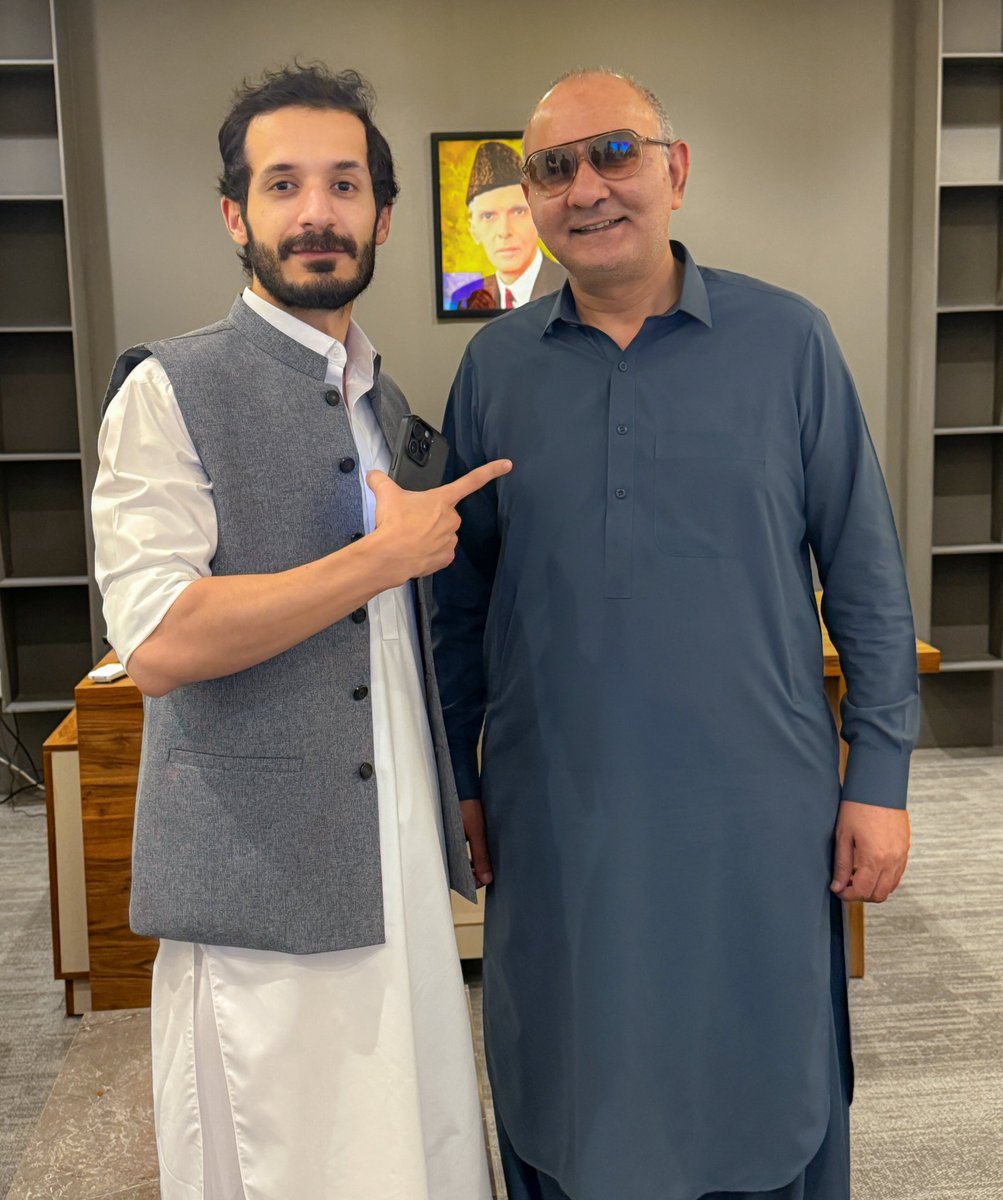 jookeerrr🇵🇰 (@jokkeerrr2) on Twitter photo سعد کیسر نے اپنے ماں بہن بیوی کی انڈر شیو کے لیے نائی ہائیر کر لیا مبارک باد
<a href="/TheSaadKaiser/">Saad Kaiser 🇵🇰</a> سعد کیسر نے اپنے ماں بہن بیوی کی انڈر شیو کے لیے نائی ہائیر کر لیا مبارک باد
<a href="/TheSaadKaiser/">Saad Kaiser 🇵🇰</a>