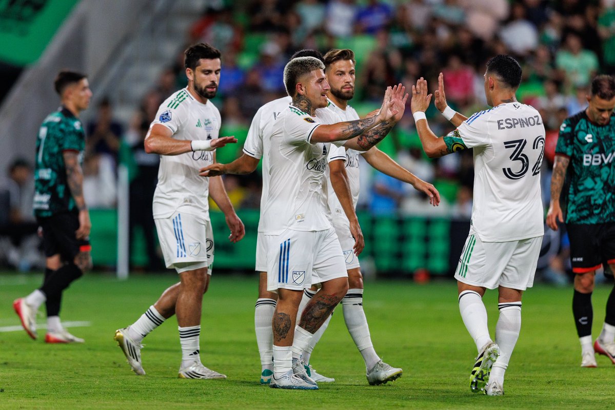 morgantencza's tweet image. Second half definitely brought some fun moments 🤩