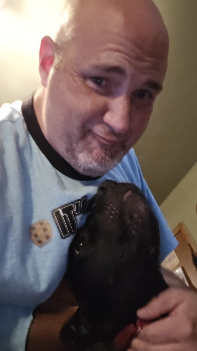 roxolidstudios's tweet image. I got to meet Winston tonight, he was the sweetest boi!