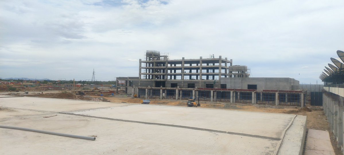 Trichiites's tweet image. Construction update of the Multi Utility Facility Centre (MUFC) going on at the IBT Complex, Panjappur, Trichy.