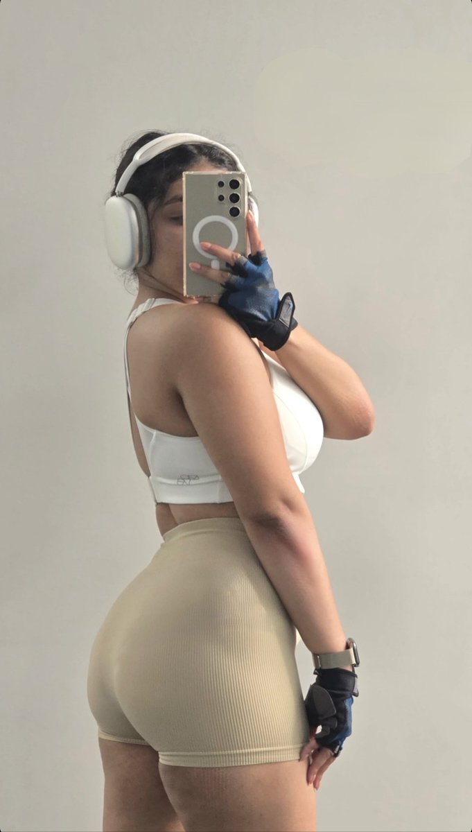 DailyCelebShots's tweet image. Ruchi Bhatia ❤️
