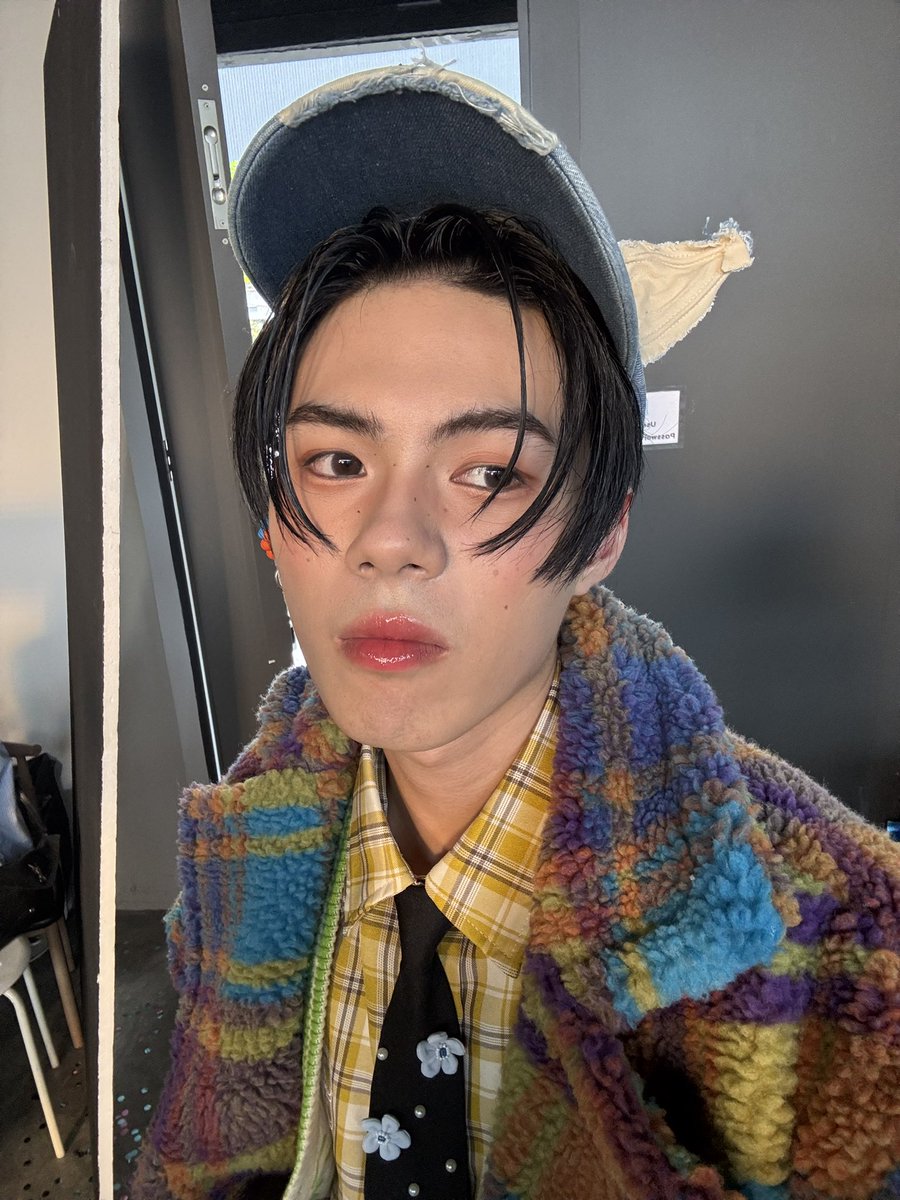 TERN_CYM's tweet image. แอบเอาโทรศัพท์ผมไปถ่ายเล่นตอนไหนครับ55555  #KENG_LE7EL #LE7EL