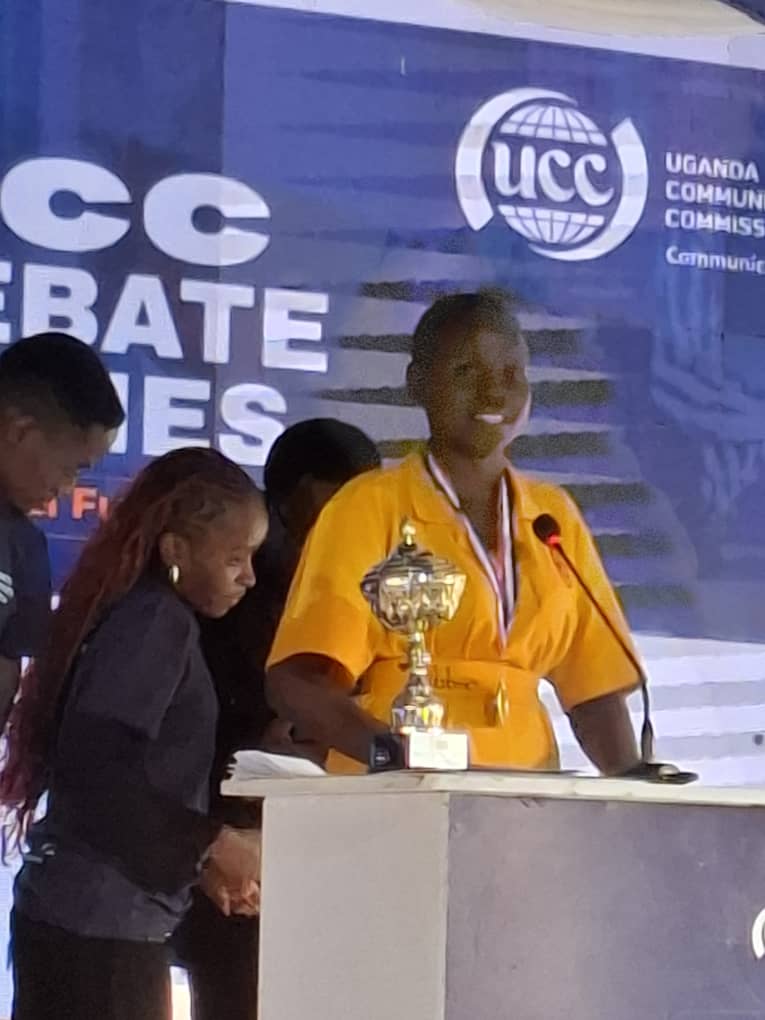 ConsumerUCC's tweet image. UCC Debate Series - Northern Edition Highlights! 🏆
The debate held at Dara Christian High School in Lira District was presided over by the District Education Officer Ms. Jane Francis Offungi .Over 18 schools from West Nile & Northern Uganda showcased impressive ideas,…