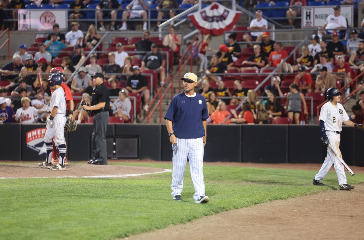 ShanksLogan's tweet image. Bishop Heelan's loss in the Class 3A state semifinals also closed the book on head coach Andy Osborne's 18-year career with the program. 8 state appearances along with 535 career wins. Congrats on a great career coach.
Here's one of the final quotes I got from him.
#iahsbsb