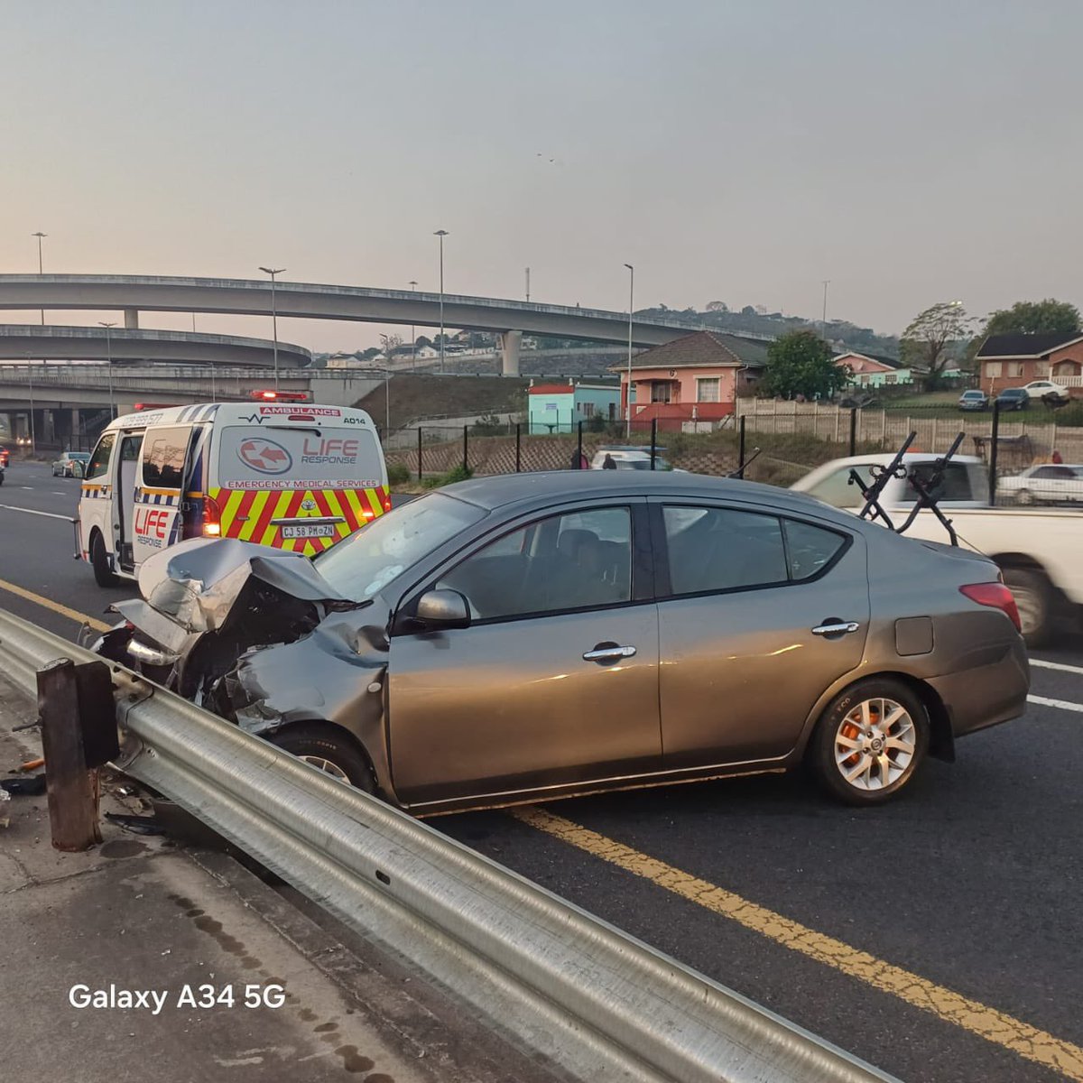 Time - 06:51
Date - 24 July 2025

MVC
M19 Durban Bound By The Shell Garage 
Life Response On Scene

#KZNTRAFFIC