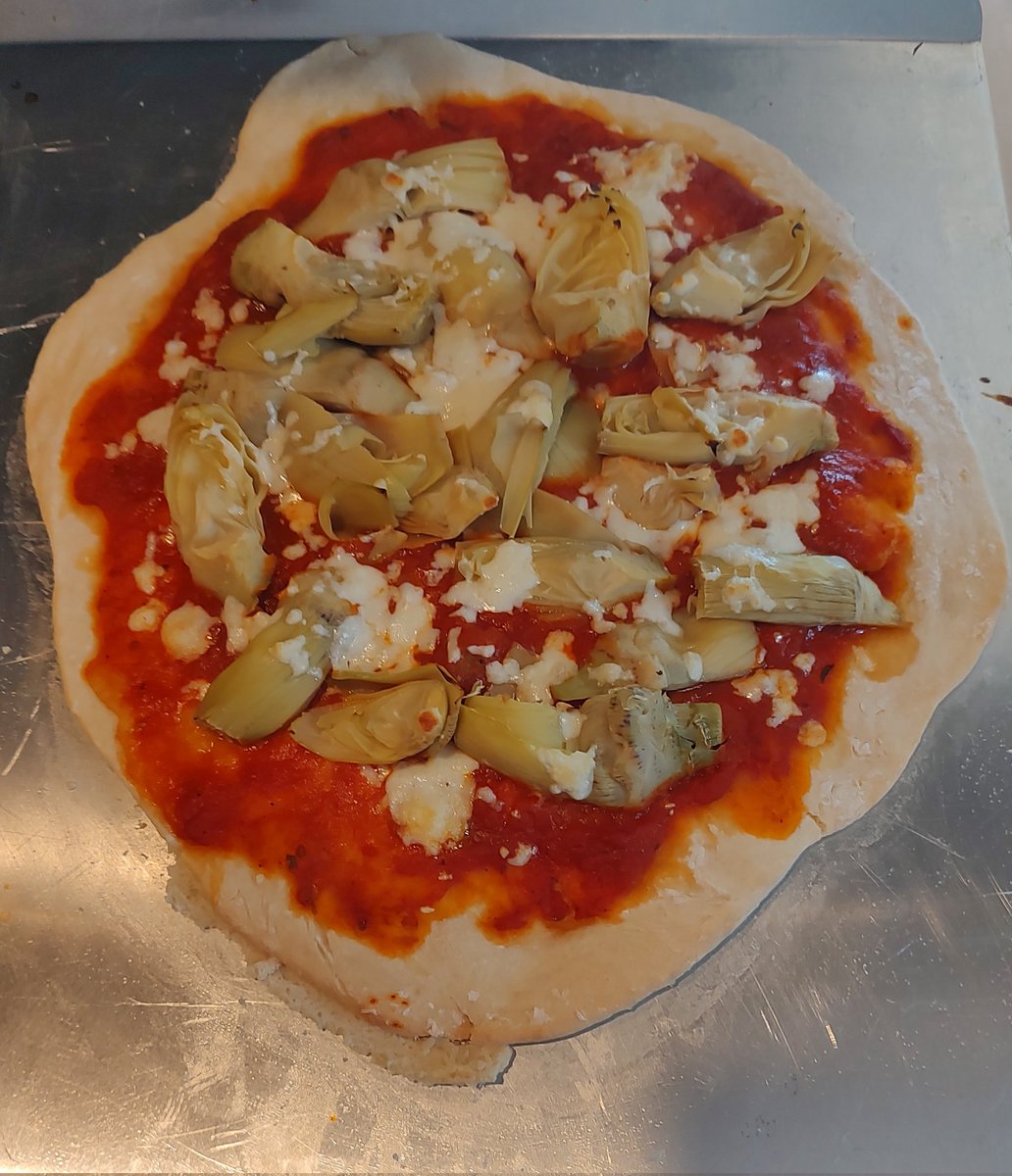 TheLanceMan1's tweet image. The kids requested pizzas tonight. I ran out to Panini for a kabob.