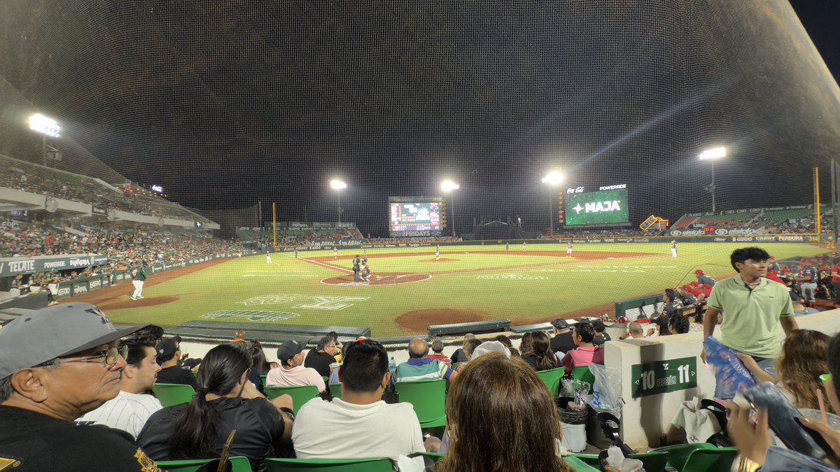 gpuerto22's tweet image. Excelente partido mis @leonesdeyucatan victoria y alegrías #YoSoyDeLeonesYuc