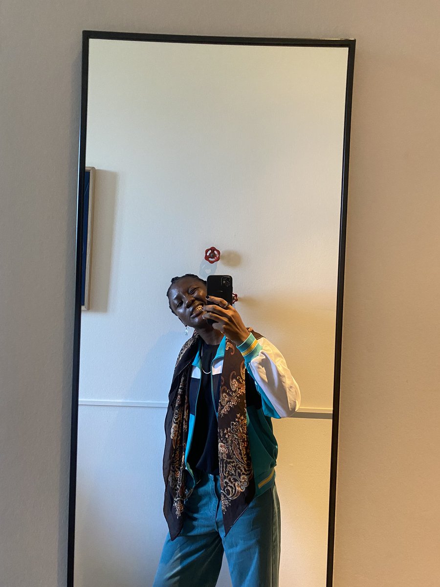 Grey. (@temmyjayy) on Twitter photo 