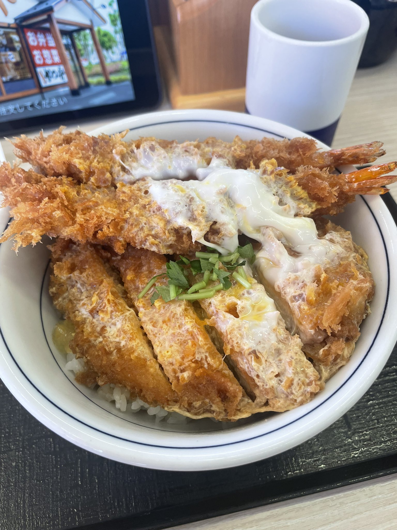 丼！ 御膳の達人】北海道産にこだわったウニいくら丼 計240g +2L