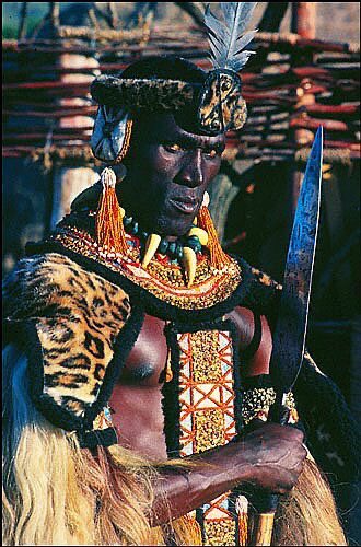 Phathizwe_RSA's tweet image. Henry "Black Cat" Cele makes another fine save for Aces as he pushes the ball, c 1965. Henry Cele went on to become a famous actor as King Shaka Zulu in the 1980's and 1990's.
Godly talented man.