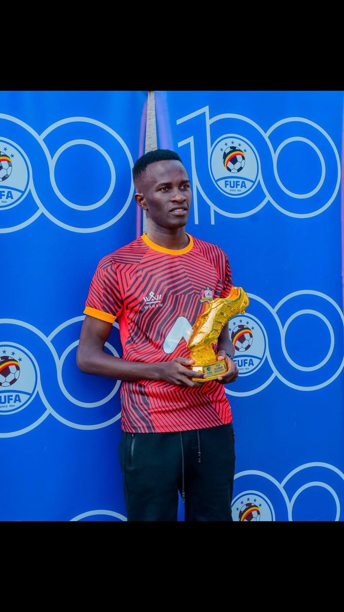 ntugasazef's tweet image. Kambugu Lawrence has left the club after a steller season that made him 2024/25 FUFA BIG League top scorer (15 Goals). Best of luck, Lawrence.