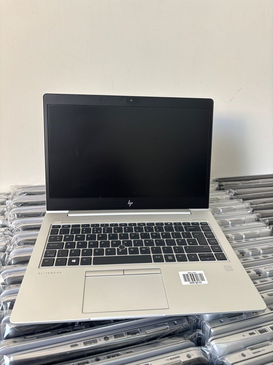 GadgetHive25's tweet image. Good morning Dzimbabwe
We are not a cheap company but our Laptops are cheap
Whatever you need we do have at very affordable deals
Contact Chriss 0777680612,Vivian +263788624190