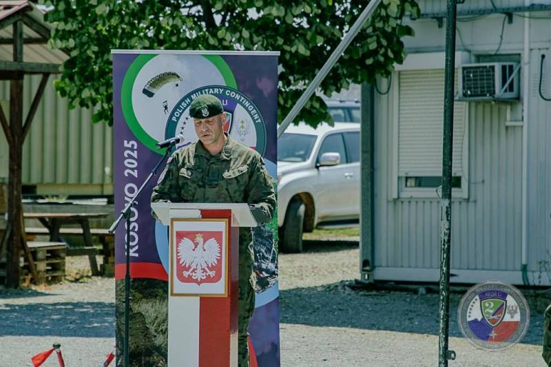DowOperSZ's tweet image. 🎖 Medal Parade LI zmiany #PKWKFOR 🇵🇱🇽🇰
W bazie Camp Novo Selo w Republice Kosowa odbyła się uroczysta ceremonia wręczenia medali, w której uczestniczył Zastępca Dowódcy misji @NATO_KFOR , gen. bryg. Cahita Iricana.
Podczas uroczystości żołnierze LI zmiany Polskiego…