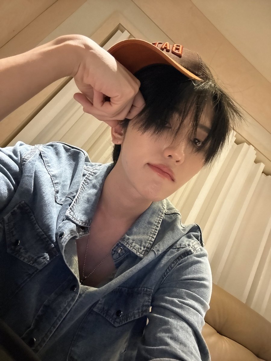 elastgallery's tweet photo. ˹weverse˼  2025.07.17 | (1/2)

— #BAEKGYEUL #백결 #ELAST #엘라스트 #エラスト https://t.co/8NnOrjrodf