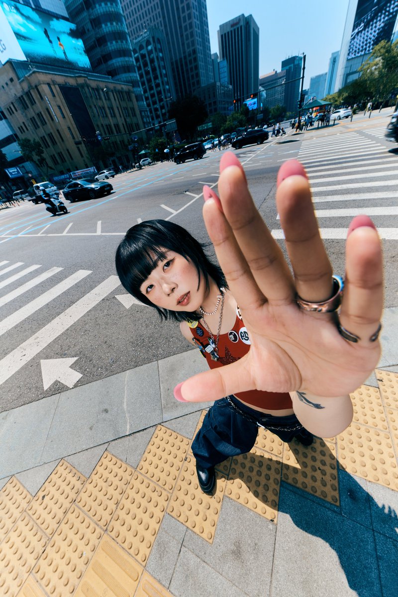 박소은 EP [B급 미디어]
Park Soeun EP [B-grade Media] 
2025.8.7 THU 12pm  

📸 Concept Photo
Photo by wooyeonjungg.
Styling by verycoybunny
H&amp;M by s_myngkyng_hmua 
Creative Direction by isshorim 
Pin Badge by choos2a

Executive Producer Your Summer