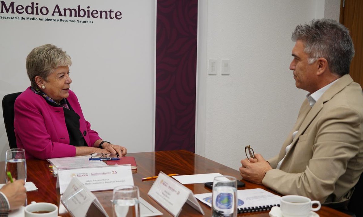 Jorge Daniel Taillant (@jdtaillant) on Twitter photo Wonderful to meet today with Mexico’s Secretary of Environment Alicia Bárcena of <a href="/SEMARNAT_mx/">SEMARNAT México</a> to discuss environmental priorities as we kick off the <a href="/CECweb/">Commission for Environmental Cooperation</a> 32 Council Session Wonderful to meet today with Mexico’s Secretary of Environment Alicia Bárcena of <a href="/SEMARNAT_mx/">SEMARNAT México</a> to discuss environmental priorities as we kick off the <a href="/CECweb/">Commission for Environmental Cooperation</a> 32 Council Session