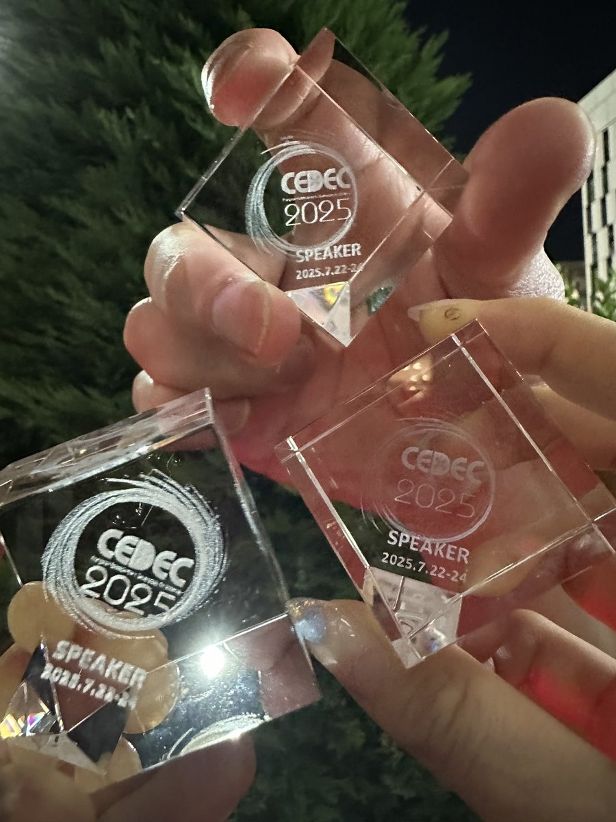 jagar001's tweet image. #CEDEC2025 
我々の講演は無事に終了しました。
お役に立てたら光栄です。
やはりもっと開発の方々とコミュニケーションを取りたいですね…事前に打ち合わせ出来ればもっとクオリティ上がるはず！
それを発信する機会をいただけるCEDECはありがたいです。
運営のみなさまいつもありがとうございます！