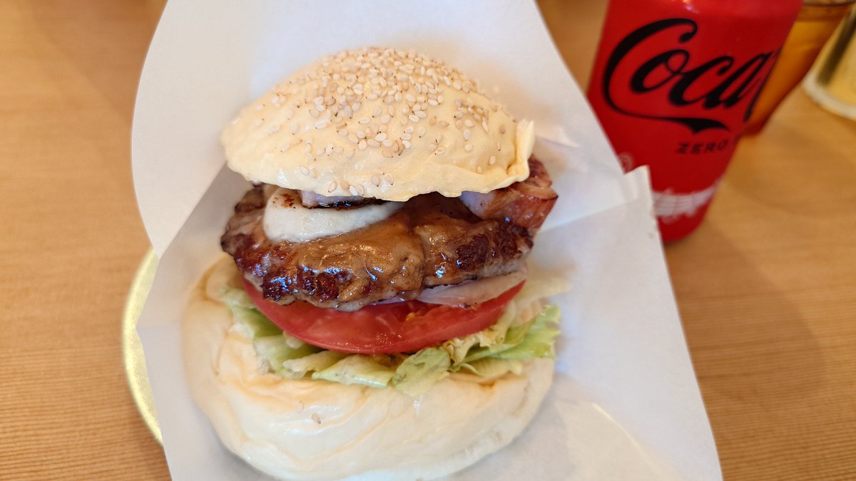 チャティチャティ
エルビス・プレスリーバーガー
美味し！