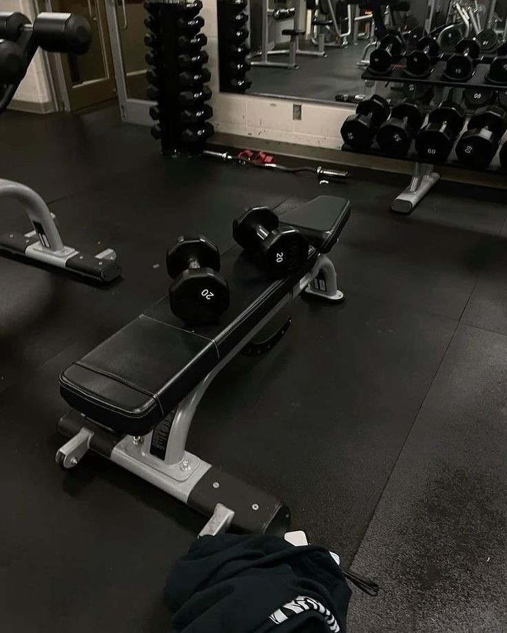 B_5677's tweet image. Erken kalkıldı ✔️
Sabah namazı kılındı ✔️
Spor yapıldı ✔️
(İleride müstakbel ile yapılacak)
Bol su içildi ✔️
Bir miktar kitap okundu ✔️
Annemin özel şoförlüğü yapıldı ✔️
İşte gidildi ✔️
Rutin nimettir, cildi güzelleştirir.