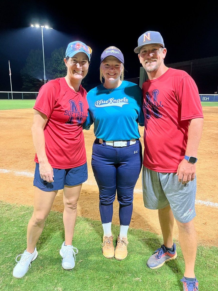 Bailey Thomas (@baileythomas08) on Twitter photo I had a fun time at the <a href="/NWCCSoftball/">Northwest Ranger Softball</a> camp tonight! Thank you <a href="/cbramlett18/">Coach Bramlett</a> and <a href="/othercoachyoung/">Dustin Young</a> !!
<a href="/BAWheeler18U/">Blue Angels Wheeler 18U</a> I had a fun time at the <a href="/NWCCSoftball/">Northwest Ranger Softball</a> camp tonight! Thank you <a href="/cbramlett18/">Coach Bramlett</a> and <a href="/othercoachyoung/">Dustin Young</a> !!
<a href="/BAWheeler18U/">Blue Angels Wheeler 18U</a>