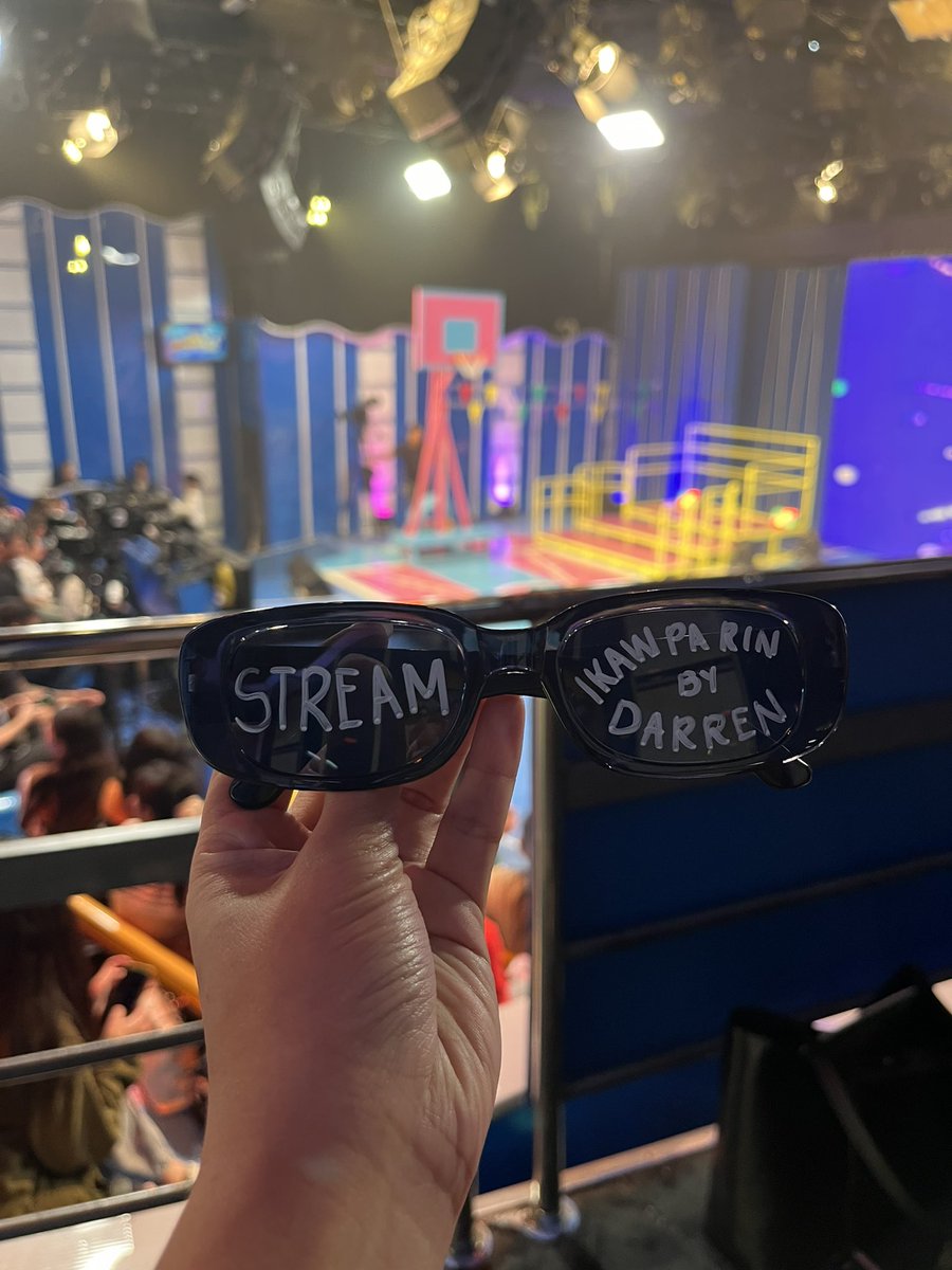 shirelynnn's tweet photo. Stream “Ikaw Pa Rin “ album by Darren

#DARREN @Espanto2001 
#HappyDayShowtime https://t.co/4M75m2OVZS