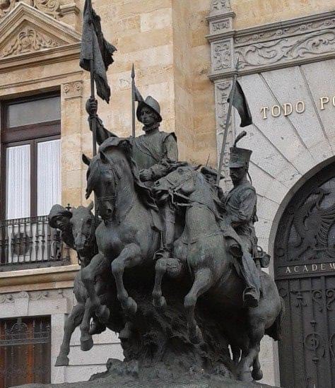 SomosValladolid (@somosvalladolid) on Twitter photo Alguna vez te preguntaste por el origen de nuestra escultura de caballería? En este fantástico hilo de <a href="/Dario_Madrid_F/">Darío Madrid</a> lo tienes. Alguna vez te preguntaste por el origen de nuestra escultura de caballería? En este fantástico hilo de <a href="/Dario_Madrid_F/">Darío Madrid</a> lo tienes.