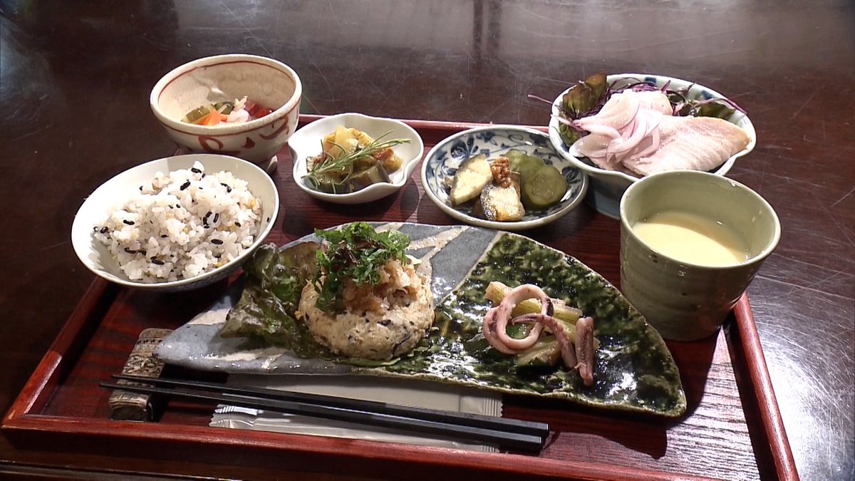 ohaasaofficial's tweet image. ━━\あす7:30ごろ~/━━
ますだおかだ増田の
何ママ❔コレクション🪄
━━━━━━━━━━━━━
#ますだおかだ 増田さんが
関西の素敵なママを探すコーナー👩🏻
個性香り立つインドママに続いて
登場するのは「発酵ママ」
ワインから発酵にハマり、
生麹をつくるまでに!…
