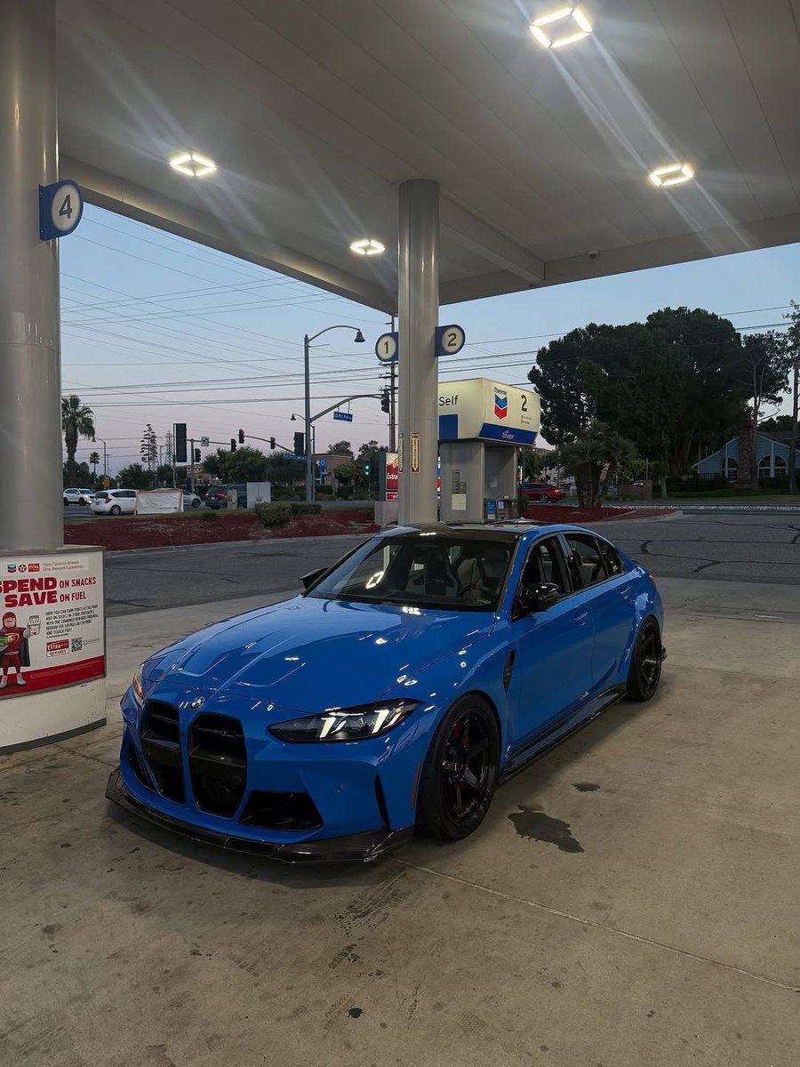 TheAutoHub's tweet photo. BMW G80 M3 COMPETITION 💙🖤 https://t.co/FPt278Gckk