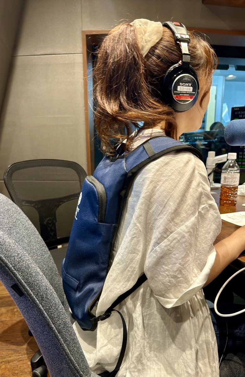 recorrer_jfn's tweet image. 7/24(木) #レコレール
木曜日は #鬼頭由芽 (@xxyumeyumexx)が担当🎶
🕑14時台は
家電ライター・ #倉本春 (@HaL_Kuramoto)さんをお迎え!
夏のおすすめ家電についてお話を伺いました!
最後に紹介していただいたのは…
「水冷ベスト ダイレクトクール」(DC-B05S)…