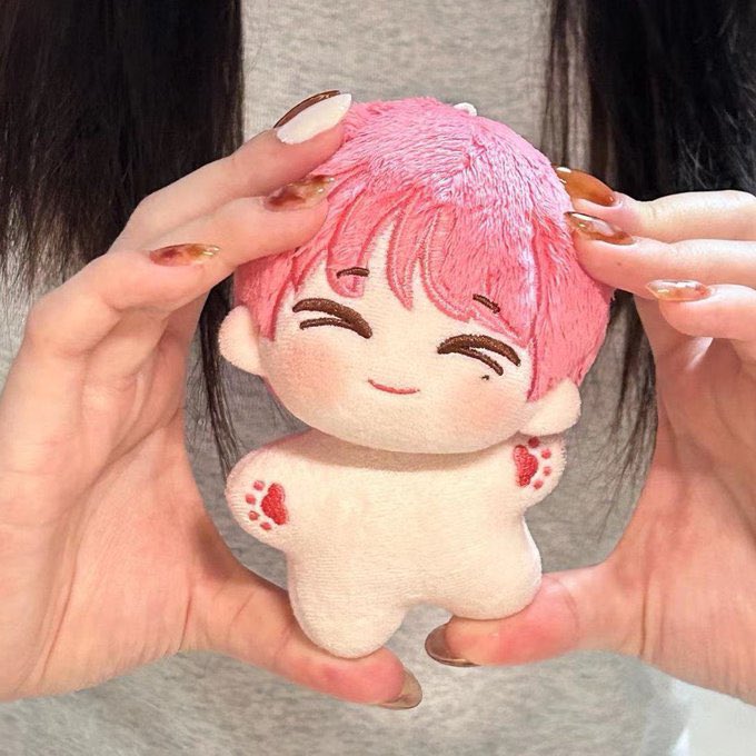 ︎♡. . . 𝓦ts lfb ph ! ୧ #k1ttyhsells

🦢🩰 . . . 10 cm xiaonoo doll ! — ₱650 payo ! (includes magnet, standee, folding keychain fan?) 

 onhand | x sensi 
 x rush ship | rush payo 
 rcbyt : k1ttyhksn.carrd.co

˚୨୧⋆｡˚ ⋆ — reply ‘mine’ / dm to claim !